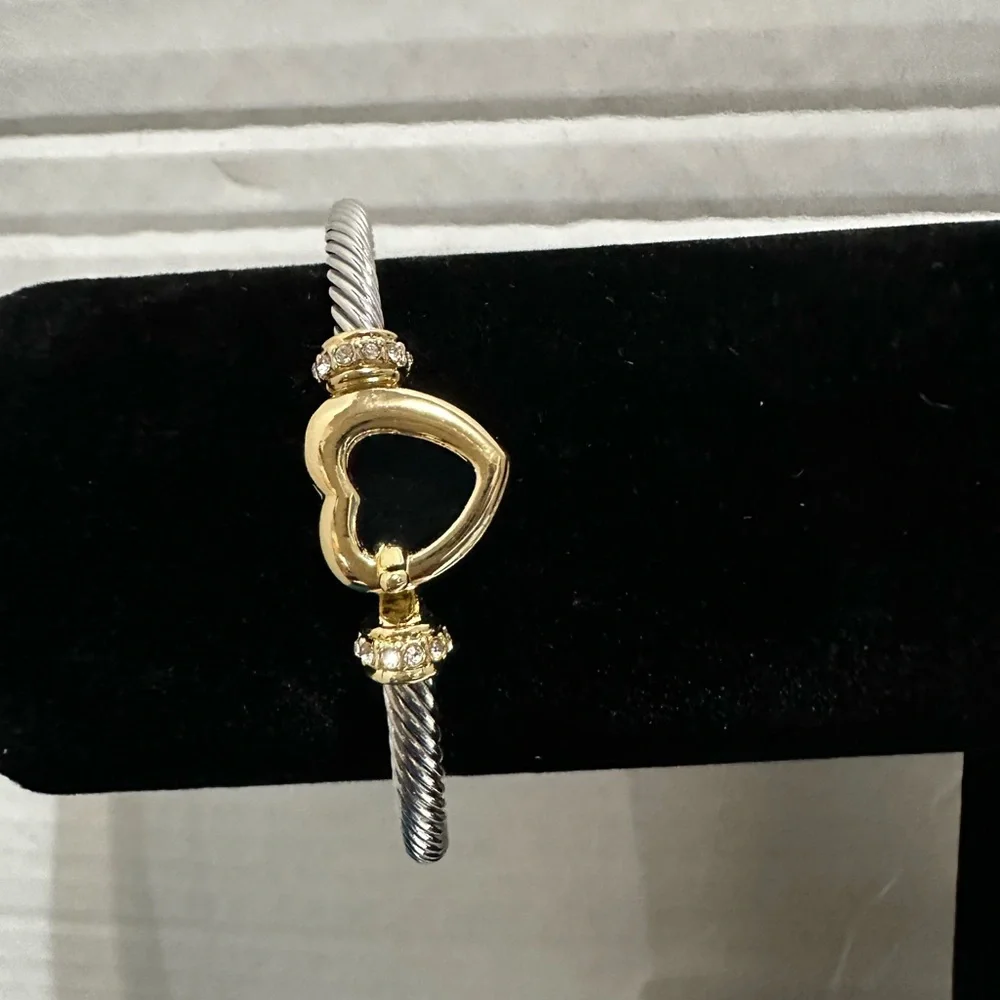 Silver Cable Flex Heart Station Bracelet - Women Jewelry